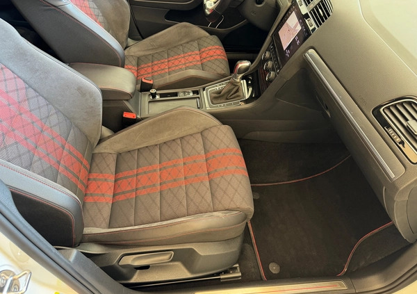 Volkswagen Golf cena 139999 przebieg: 50020, rok produkcji 2019 z Złotoryja małe 497